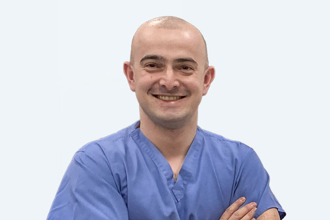 Dr Tomasz Chmurowicz